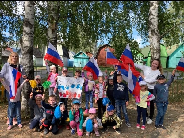 День Государственного флага Российской Федерации в Песочном
