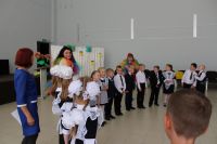 «Весёлый звонок встречает друзей»