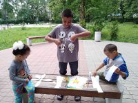 Соблюдая рекомендации Роспотребнадзора, желающие принять участие приходили в парк КДК на протяжнии всего дня.
