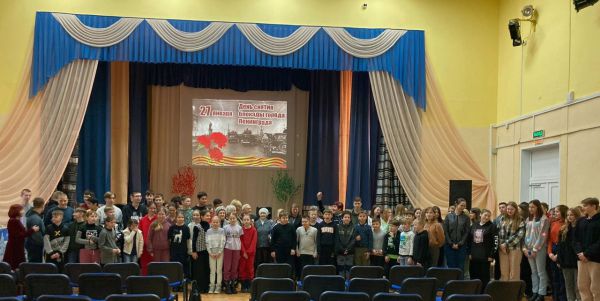 ПЕСОЧЕНЦЫ ЧТЯТ ПАМЯТЬ О ЖЕСТОКОЙ БЛОКАДЕ ЛЕНИНГРАДА