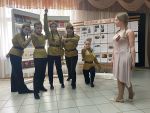 Фотозона у выставки